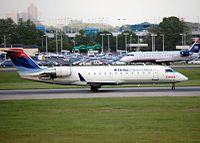 Canadair CL-600-2B19 (CRJ-100ER) компании Comair в окраске бренда Delta Connection