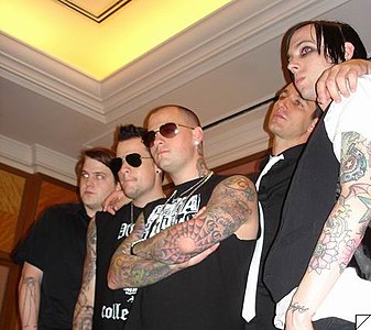 Good Charlotte[комм. 4]