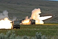 HIMARS 3-го полка полевой артиллерии во время стрельбы в учебном центре Якима в штате Вашингтон, 24 мая 2011 года