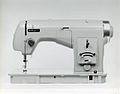 Супер-автоматическая швейная машина модель1102, дизайн Марко Занусо (фото Паоло Монти)