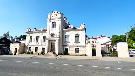 Усадьба Л. А. Массона (постройка завершена около 1908 года)