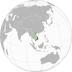 Административная территория Республики Вьетнам («Южный Вьетнам») в Юго-Восточной Азии согласно Женевскому соглашению 1954 г. показана тёмно-зелёным цветом; заявленная, но не контролируемая территория («Северный Вьетнам») показана светло-зелёным цветом