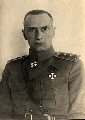 Верховный правитель России и Верховный главнокомандующий Русской армией адмирал А. В. Колчак