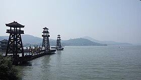 Озеро Тайху весной 2016 года.