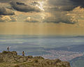 Вид с Балканских гор на город Сливен и Фракийскую равнину.