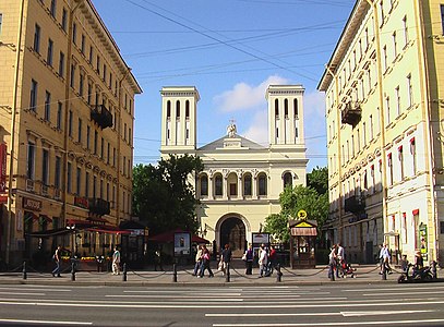 Ансамбль евангелическо-лютеранской церкви Святого Петра (дом 22-24)