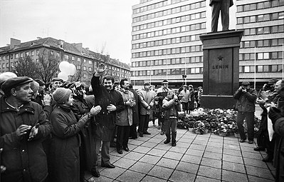 Митинг «Интердвижения» 9 мая 1990 года, Таллин