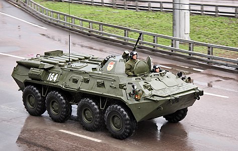 Советский бронетранспортёр БТР-80