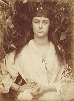 Алиса Лидделл в возрасте двадцати лет (1872). Фотограф Джулия Маргарет Камерон