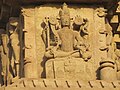 Барельеф Шивы на фасаде храма Дуладева
