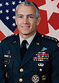 генерал армии США в отставке Уэсли Кларк от штата Канзас