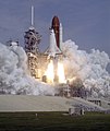 Старт Атлантиса в начале миссии STS-37.