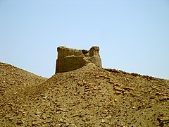 Развалины древнего города Хараба-Гилян близ села Юхары Азы Ордубадского района