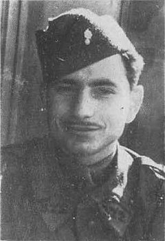 Анатоль Абрагам — французский солдат. 1939