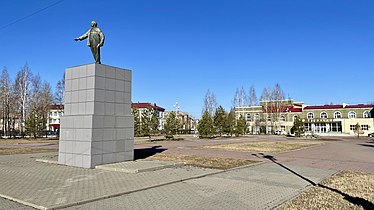 Памятник В. И. Ленину на одноимённой площади