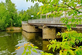 Плотина городского пруда