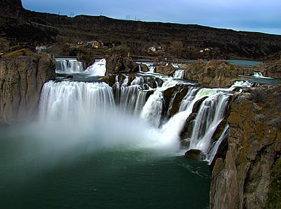 Водопады Шошони