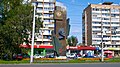 Орден Ленина с горельефом Я. М. Свердлова на перекрёстке с ул. Свердлова