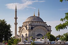 Мечеть Нуросмание в Стамбуле