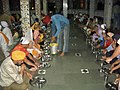 Ужин в сикхской гурудваре, Маникаран, 2004