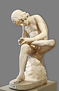 Спинарио. Мальчик, вынимающий занозу. Мраморная реплика древнегреческого бронзового оригинала III в. до н. э.