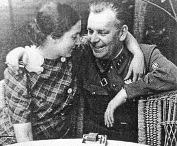 Н. С. Власик с женой Марией Семёновной, 1930-е годы