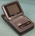 Портативная записывающая видеодвойка формата video8-PAL «Sony GV-9E Video Walkman Teardown»[16]