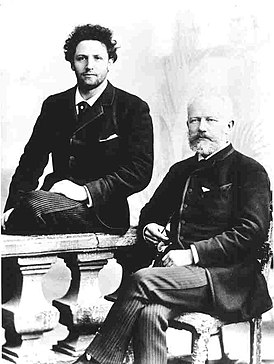 Брандуков (слева) и П. И. Чайковский
