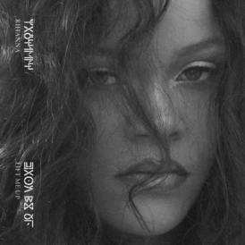 Обложка сингла Рианны «Lift Me Up» (2022)