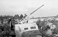 3,7 cm FlaK 37, установленное в кузове грузового автомобиля на советско-германском фронте, 1943 год.