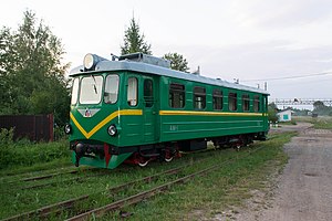 Восстановленная АМ1-169 на Тёсовской УЖД (Россия) Модернизированная АМ1-003 на лесной железной дороге Вишеу-де-Сус (Румыния)