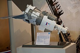 Модель спутника на выставке МАКС-2009
