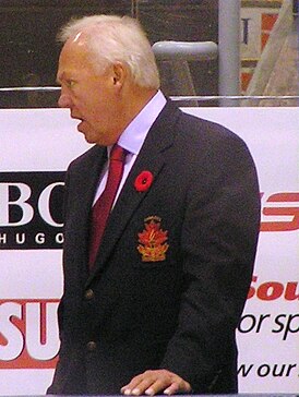 Иван Курнуайе — тренер ветеранов «Монреаль Канадиенс» в матче Legends Clasic, 9 ноября 2008 г.