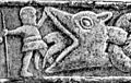 Фрагмент Госфортского креста, атрибутируется как сцена боя Видара и волка Фенрира во время Рагнарёка