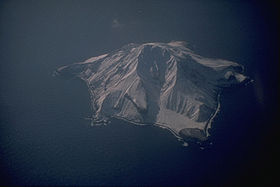 Вулканический остров Бобров. Снимок FWS.