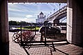 Вид на Храм Христа Спасителя и Патриарший мост с Берсеневской набережной