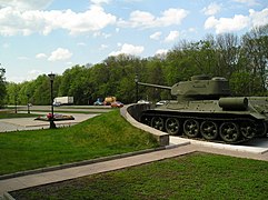 В октябре 2001 года открыт мемориал героям-танкистам в районе села Первый Воин, трасса М2