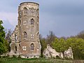 en:Wimpole's Folly, построенная в стиле готических руин.