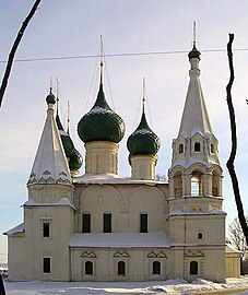 Церковь Спаса на Городу с шатровым башенным приделом