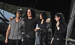 The Dead Weather, 2009 год