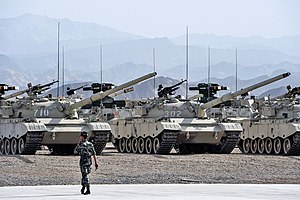 Тип 88A во время открытия IV Армейских международных игр на полигоне Корла (КНР). 29 июля 2018 года.