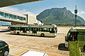 Перронный автобус Van Hool в аэропорту Палермо