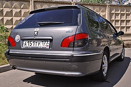 Peugeot 406 Break (вид сзади)