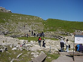Руины античного театра Иеты