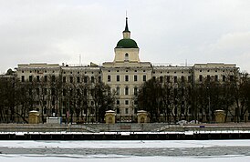 Бывшее здание академии (Московский императорский воспитательный дом)