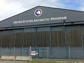 Ангар Антарктической программы США в аэропорту города Крайстчерч, Новая Зеландия