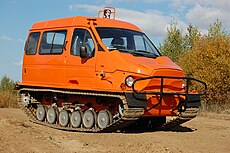 Гусеничный плавающий вездеход ГАЗ-3409 «Бобр».