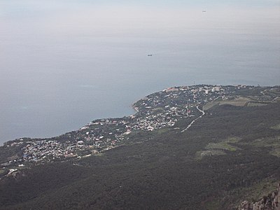 Вид на Алупку с горы Ай-Петри