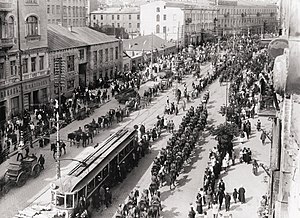 Польско-украинские войска вступают в Киев. Крещатик, 1920