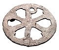 Римская хризма из бронзы из германского поселения в Ланакене (Бельгия), 375-450 гг. н.э., Галло-римский музей (Тонгерен)